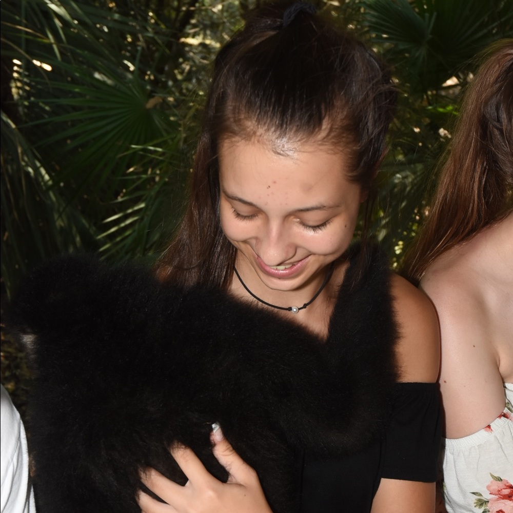 Meet your Posher, Regina